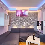 Active Apartment